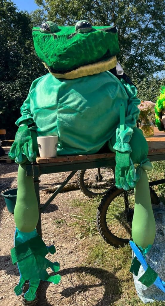 Reinette marionnette portée déambulations pour la fête de la ferme 2023